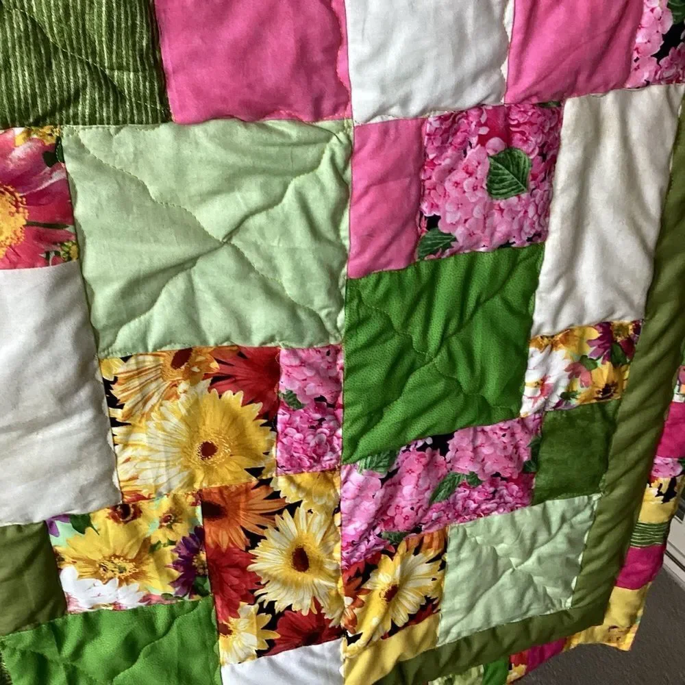 NWT. Hand Crafted Field of Flowers  Quilt with Green, Yellow and Pink Accents